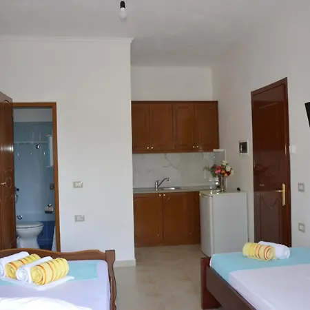 Lägenhetshotell Mirror Ksamil - Zervo 3*