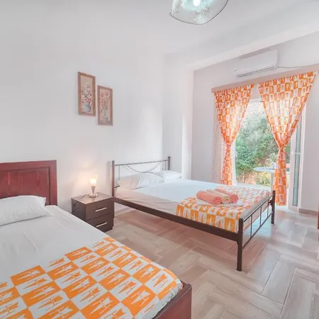 Mirror Ksamil - Zervo アパートホテル Sarandë