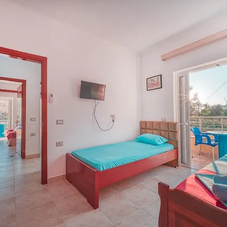 Mirror Ksamil - Zervo Aparthotel 3*