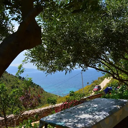 Mirror Ksamil - Zervo Aparthotel 3*