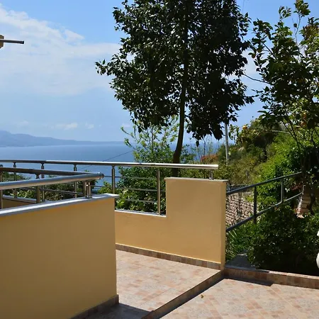 Mirror Ksamil - Zervo Aparthotel