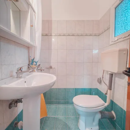 Aparthotel Mirror Ksamil - Zervo 3*