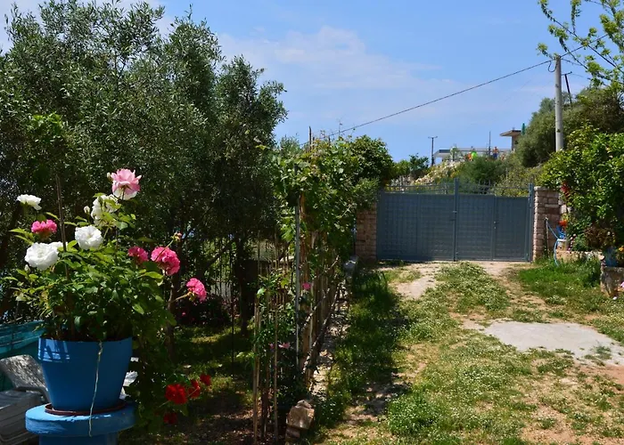 Aparthotel Mirror Ksamil - Zervo 3*