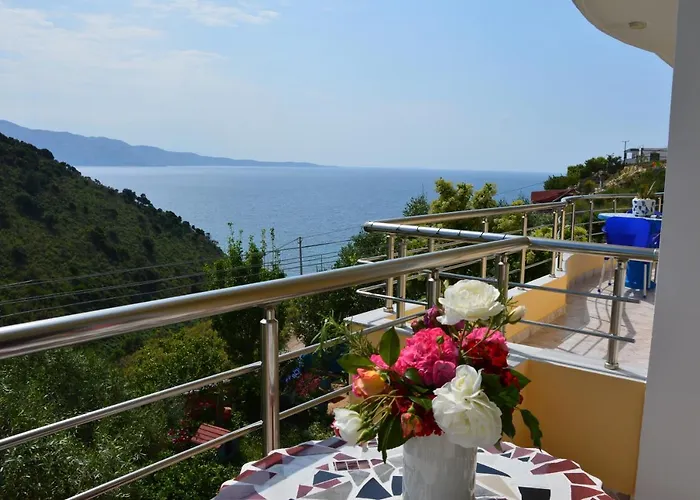 Mirror Ksamil - Zervo 3* Sarandë