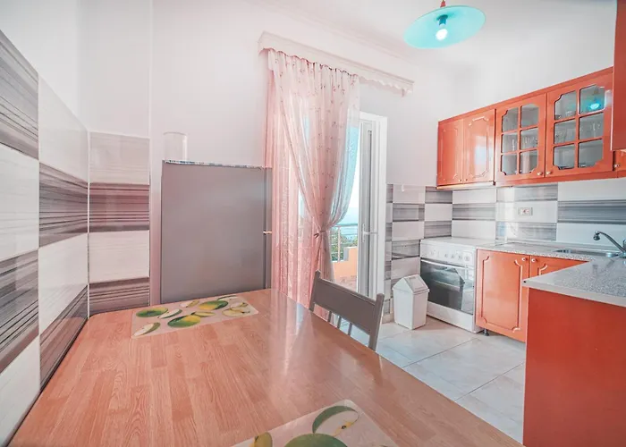 Mirror Ksamil - Zervo Aparthotel Sarandë