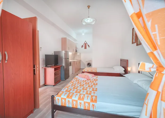 Mirror Ksamil - Zervo Aparthotel 3*