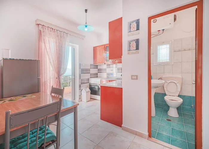 Mirror Ksamil - Zervo Aparthotel Sarandë